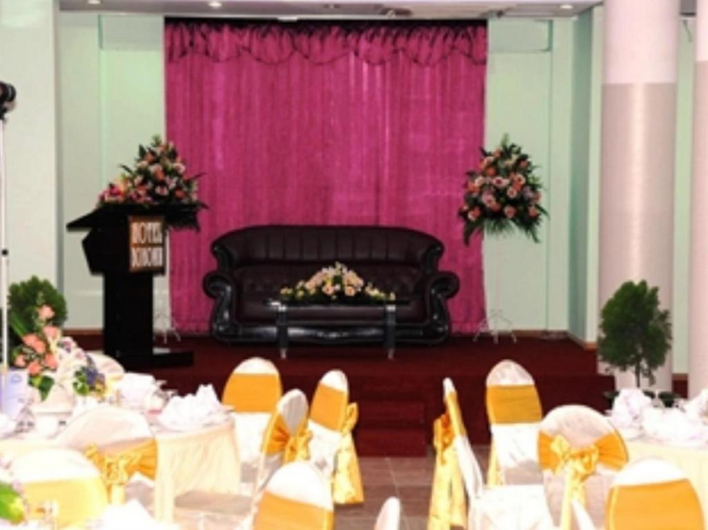 Hotel Bo Bo Min Yangon Exterior foto