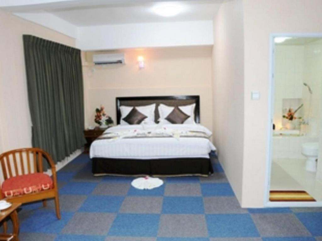 Hotel Bo Bo Min Yangon Exterior foto